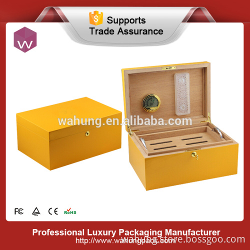 High-End Glossy Yellow Lacquer Wooden Cigar Box For Gift